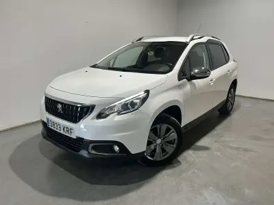 Usado Peugeot 2008 Style 82 CV (60 kW) 2018 Blanco SUV