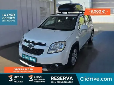 Usado Chevrolet Orlando LTZ 163 CV (119 kW) 2012 Blanco Monovolumen