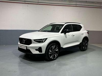 Usado Volvo XC40 Plus 163 CV (119 kW) 2024 Blanco SUV