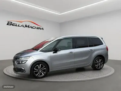 Usado Citroën C4 SpaceTourer Shine 130 CV (95 kW) 2022 Gris / plata Monovolumen
