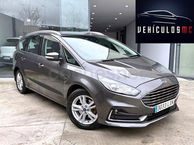 Usado Ford S-MAX Titanium 150 CV (110 kW) 2022 Gris / plata Monovolumen