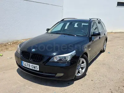 Usado BMW 520 Comfort Edition 177 CV (130 kW) 2009 Negro Familiar