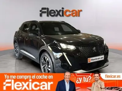 Usado Peugeot 2008 Allure 131 CV (96 kW) 2020 Negro SUV