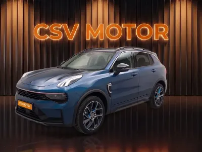 Usado Lynk & Co 01 261 CV (191 kW) 2023 Azul SUV