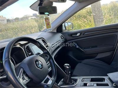 Usado Renault Mégane IV 100 CV (73 kW) 2017 Blanco Berlina