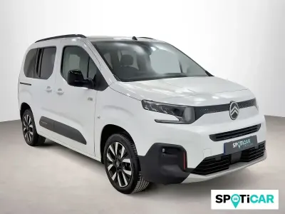 Usado Citroën Berlingo 131 CV (96 kW) 2024 Blanco Monovolumen