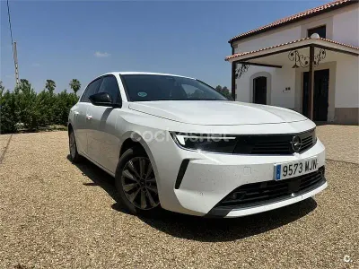 Usado Opel Astra Edition 110 CV (80 kW) 2023 Blanco Utilitario