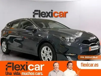 Usado Kia Ceed 136 CV (100 kW) 2023 Gris Utilitario