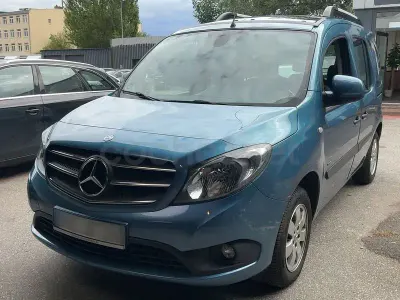 Usado Mercedes Citan 111 110 CV (80 kW) 2016 Azul Monovolumen
