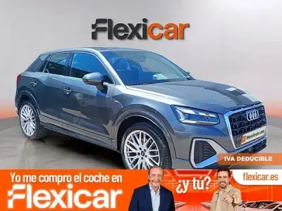 Usado Audi Q2 S-Line 150 CV (110 kW) 2024 Gris / plata SUV