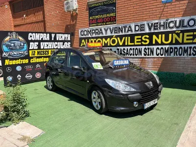Usado Peugeot 307 143 CV (105 kW) 2006 Negro Berlina
