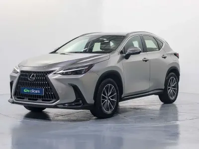Usado Lexus NX300h Business Edition 197 CV (144 kW) 2022 Gris SUV