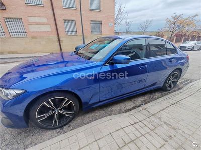 Usado BMW 318 150 CV (110 kW) 2024 Azul Berlina