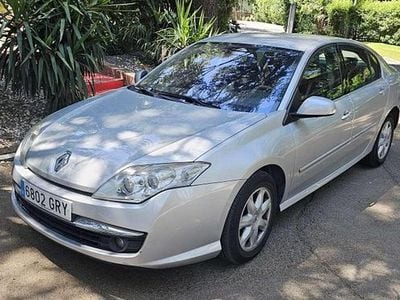 Usado Renault Laguna III 110 CV (80 kW) 2010 Gris Berlina