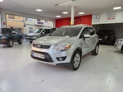 Usado Ford Kuga Titanium 136 CV (100 kW) 2009 Gris / plata SUV