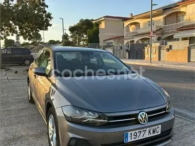 Usado VW Polo Advance 95 CV (69 kW) 2018 Marrón Utilitario