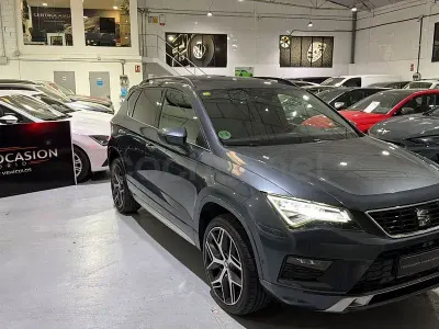 Usado Seat Ateca FR 150 CV (110 kW) 2018 Gris / plata SUV