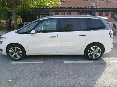 Usado Citroën Grand C4 Picasso Feel 120 CV (88 kW) 2016 Blanco Monovolumen