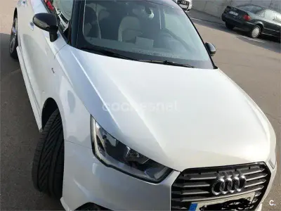 Usado Audi A1 Sportback Ambiente 95 CV (69 kW) 2017 Blanco Utilitario