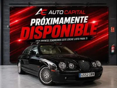 Usado Jaguar S-Type Executive 207 CV (152 kW) 2006 Negro Berlina