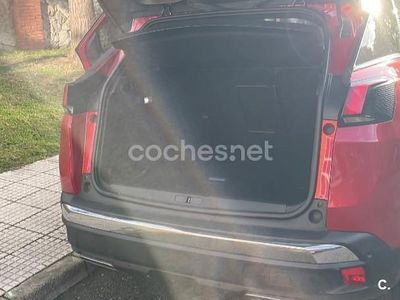 Usado Peugeot 3008 GT-line 120 CV (88 kW) 2017 Rojo SUV