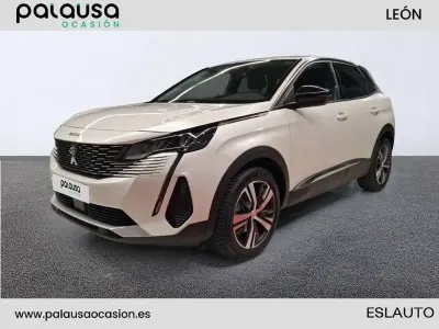 Usado Peugeot 3008 Allure 131 CV (96 kW) 2023 Blanco SUV