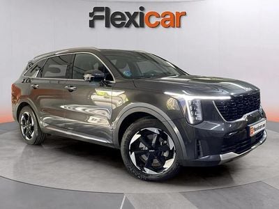 Usado Kia Sorento 232 CV (170 kW) 2024 Gris SUV