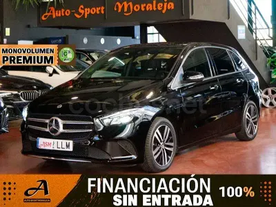 Usado Mercedes B200 150 CV (110 kW) 2021 Negro Utilitario