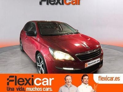 Usado Peugeot 308 Active 110 CV (80 kW) 2016 Rojo