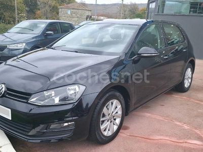 Usado VW Golf VII 110 CV (80 kW) 2016 Negro Berlina