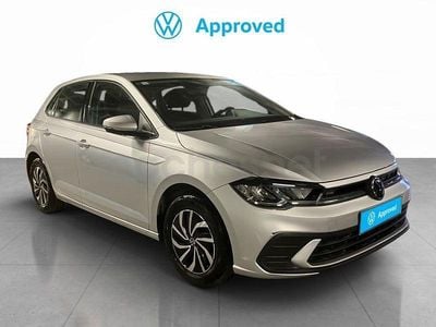 Usado VW Polo Life 95 CV (69 kW) 2023 Gris / plata Utilitario
