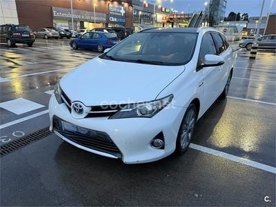 Blanco Usado 2013 Toyota Auris Hybrid Advance Familiar | 8500 € (Buen precio)