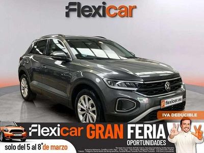 Usado VW T-Roc Life 150 CV (110 kW) 2023 Gris SUV