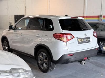 Usado Suzuki Vitara 120 CV (88 kW) 2015 Blanco SUV