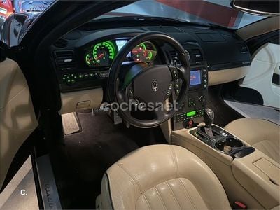 Usado Maserati Quattroporte GT 400 CV (294 kW) 2007 Negro Berlina