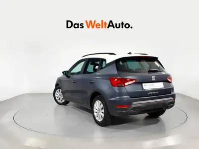 Usado Seat Arona Style 115 CV (84 kW) 2025 Gris SUV