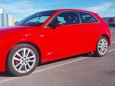 Usado Audi A3 110 CV (80 kW) 2014 Rojo