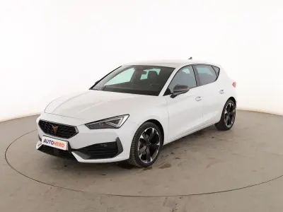 Usado Cupra Leon 150 CV (110 kW) 2023 Blanco Berlina