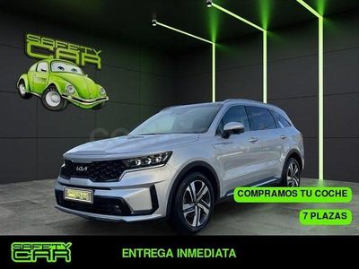 Usado Kia Sorento 202 CV (148 kW) 2023 Gris / plata SUV