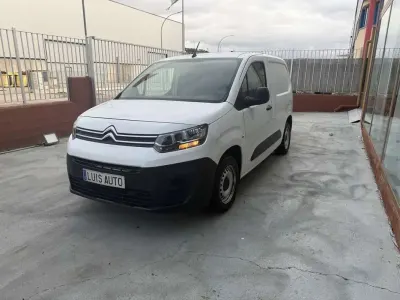 Usado Citroën Berlingo 102 CV (75 kW) 2020 Blanco Monovolumen