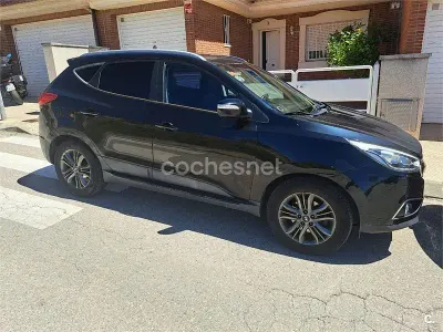 Usado Hyundai ix35 136 CV (100 kW) 2014 Negro SUV