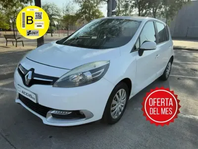 Usado Renault Scénic III Dynamique 110 CV (80 kW) 2014 Blanco