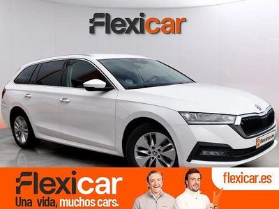 Usado Skoda Octavia Ambition 150 CV (110 kW) 2023 Blanco Familiar