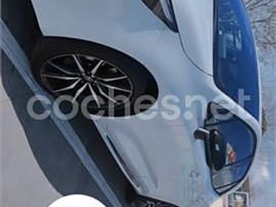 Begagnad Toyota Corolla 196 HK (144 kW) 2023 Vit Sedan