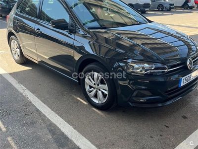 Usado VW Polo Advance 95 CV (69 kW) 2020 Gris / plata Utilitario