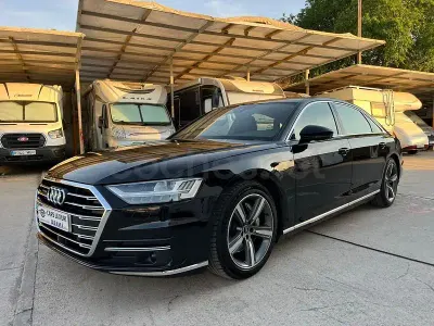 Usado Audi A8L S-Line 286 CV (210 kW) 2022 Negro Berlina