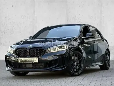 Usado BMW M135 Comfort Edition 306 CV (225 kW) 2022 Negro Utilitario