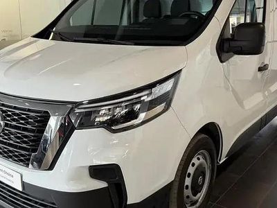 Blanco Usado 2023 Nissan NV300 Base Van | 23.000 €