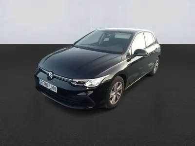 Usado VW Golf VIII Life 116 CV (85 kW) 2021 Negro Utilitario