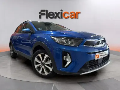 Usado Kia Stonic 101 CV (74 kW) 2024 Azul SUV